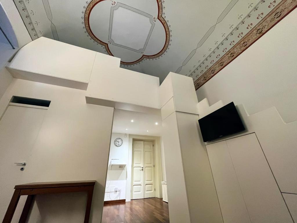 Apartment Visconti 89-duplex Bari